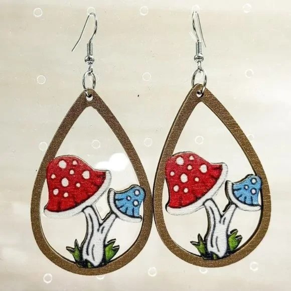 Earrings Mushroom Groovy wooden 🍄 tear drop Retro Hippie Boho Wonderland Trippy - Picture 1 of 2